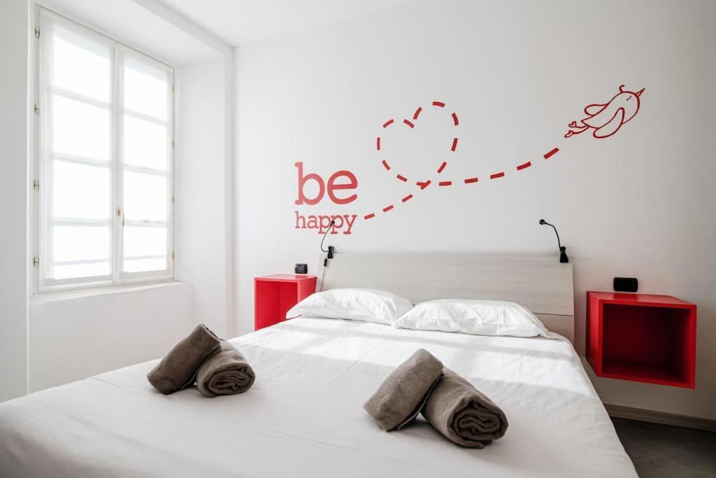 Be Happy - The House Of Travelers Lejlighed Como Eksteriør billede